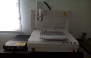 精密 CNC の器械 PTP/CP の接着剤の分配装置 VS-300