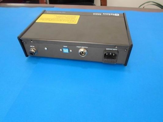 高精度なロボティック溶媒/接着剤分配装置対983
