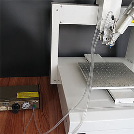 二重液体 XYZ-3 デスクトップの自動接着剤の分配機械/Robat を分配する空気 AB